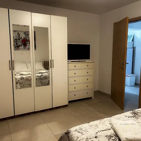 Melassy Apartment
